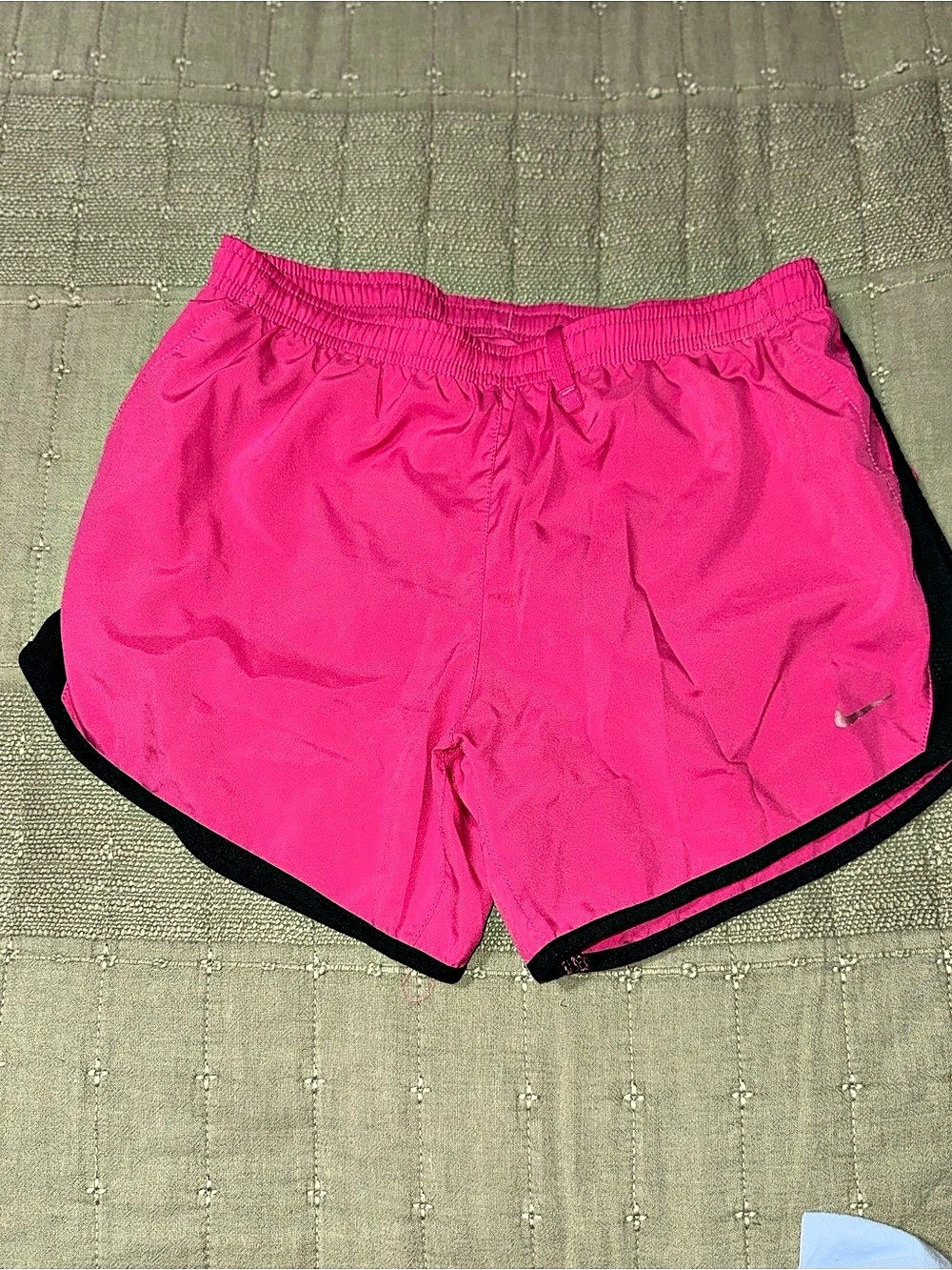Nike Tempo Dri-FIT Running Shorts Pink & Black Large